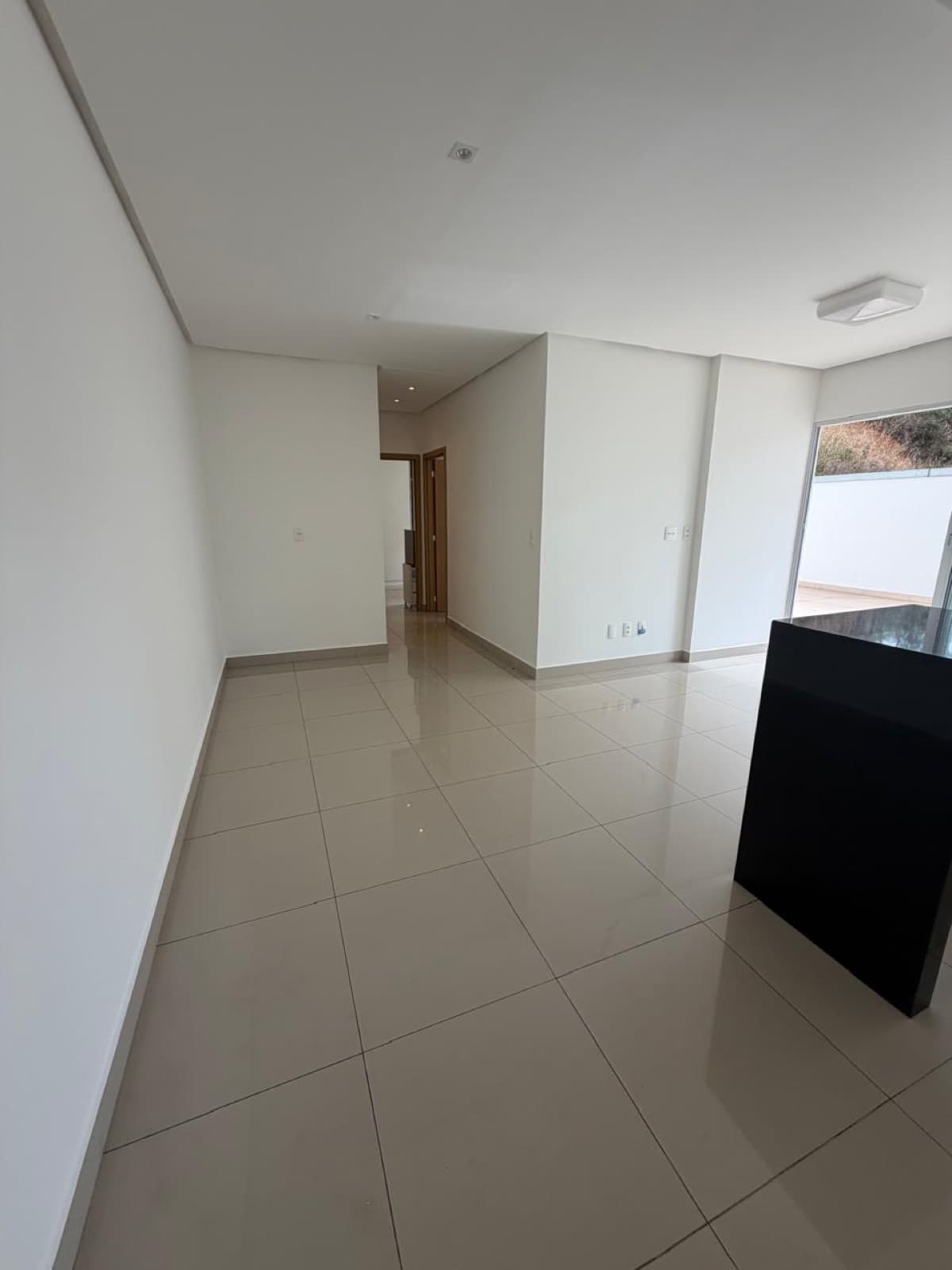 Apartamento 2 Quartos com Área Privativa no Horto