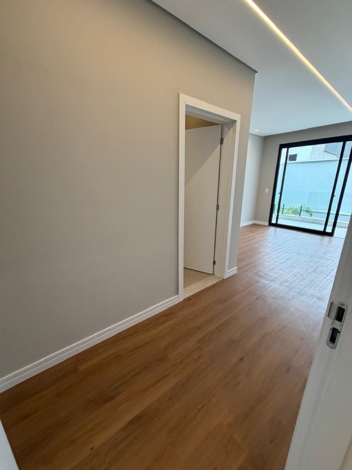 Casa de Alto Padrão com 4 Suítes no Cariru